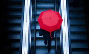 Amateur Vs. Pro: How Differently The Same 'Ugly' Location Looks When Pro Photographer Shoots It