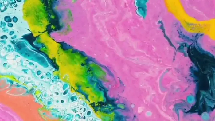 I Create Colourful Paintings By Pouring Paint Then Heating It With A Blow Torch!