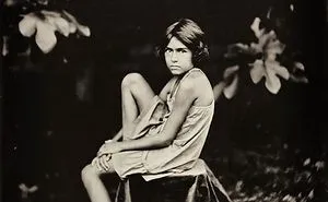 Photographer Uses 166-Year-Old Technique To Shoot Kids, And The Result Is Haunting