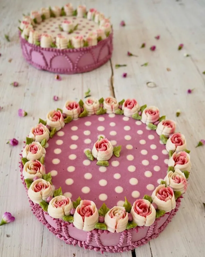 This German Confectioner Makes The Most Beautiful Raw Vegan Cakes Ever