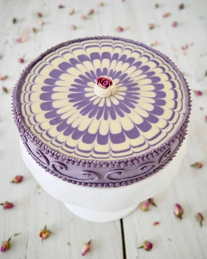 This German Confectioner Makes The Most Beautiful Raw Vegan Cakes Ever