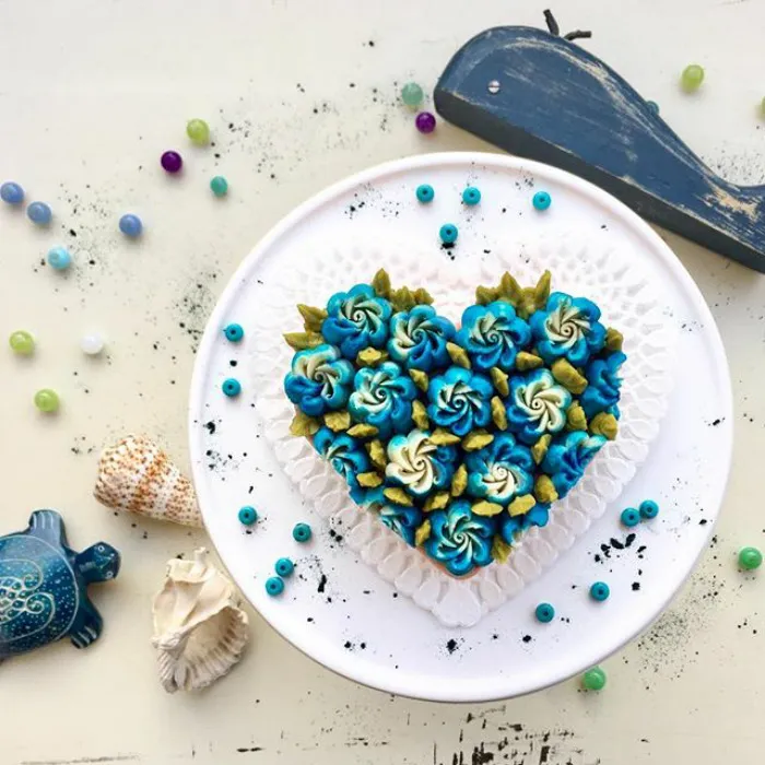 This German Confectioner Makes The Most Beautiful Raw Vegan Cakes Ever