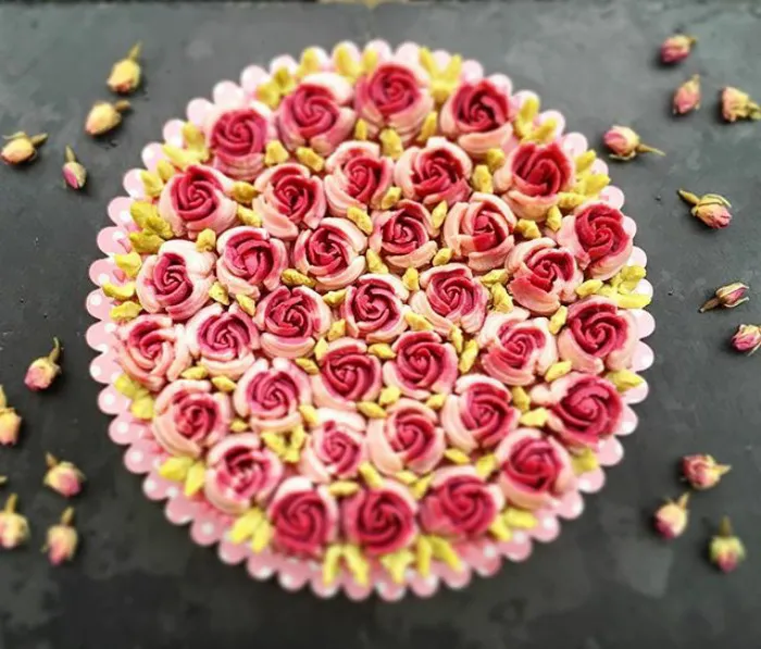 This German Confectioner Makes The Most Beautiful Raw Vegan Cakes Ever