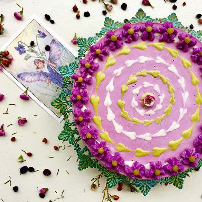 This German Confectioner Makes The Most Beautiful Raw Vegan Cakes Ever