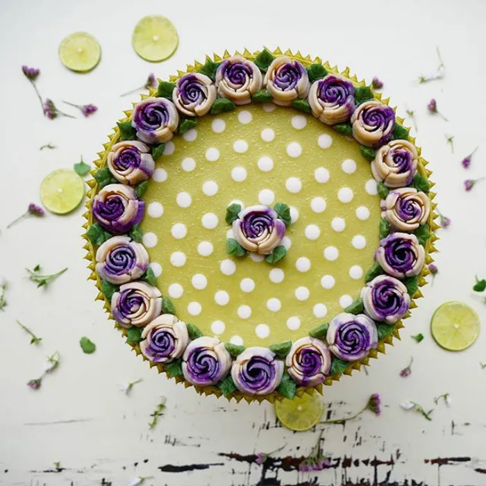 This German Confectioner Makes The Most Beautiful Raw Vegan Cakes Ever