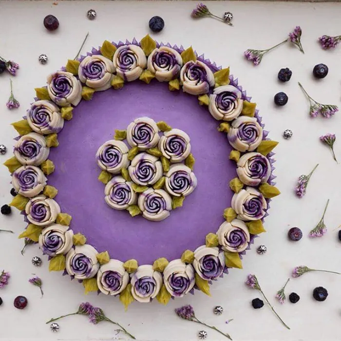 This German Confectioner Makes The Most Beautiful Raw Vegan Cakes Ever