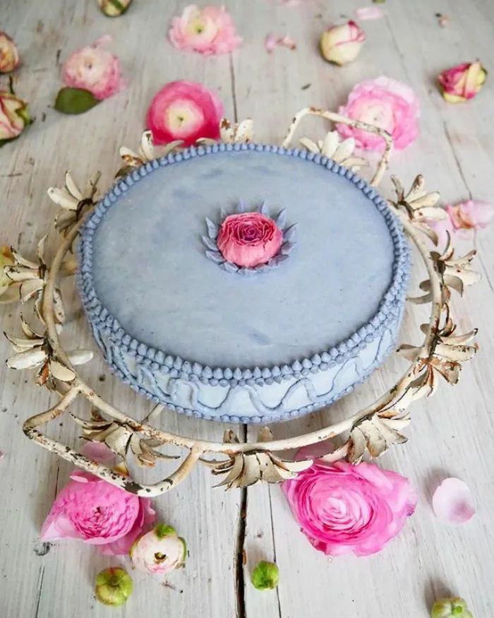 This German Confectioner Makes The Most Beautiful Raw Vegan Cakes Ever