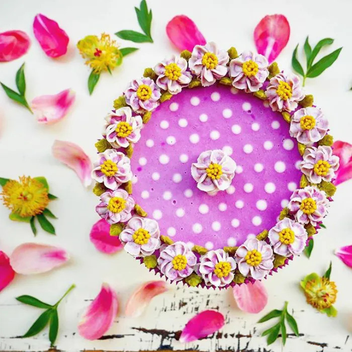 This German Confectioner Makes The Most Beautiful Raw Vegan Cakes Ever