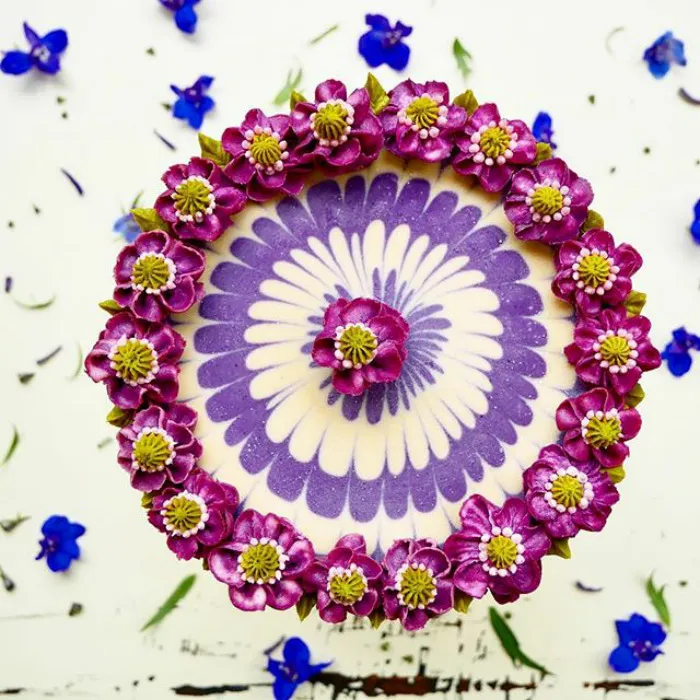 This German Confectioner Makes The Most Beautiful Raw Vegan Cakes Ever