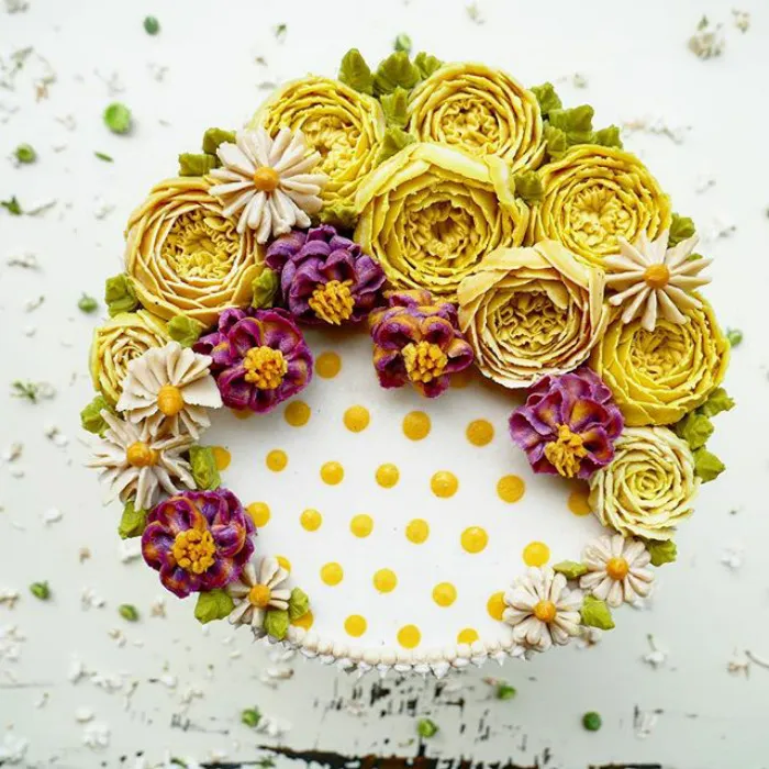 Esta repostera alemana prepara las más bellas tartas crudas veganas