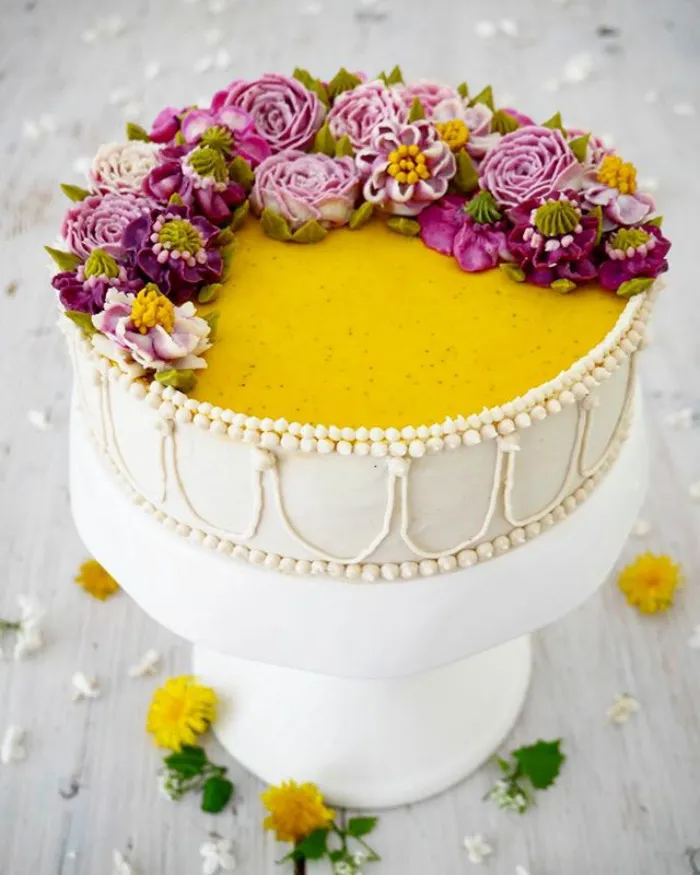 This German Confectioner Makes The Most Beautiful Raw Vegan Cakes Ever