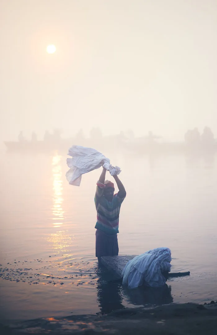 I Traveled To World's One Of The Oldest City To Photograph Its People And Spiritual Atmosphere