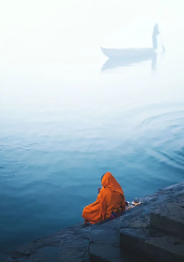 I Traveled To World's One Of The Oldest City To Photograph Its People And Spiritual Atmosphere