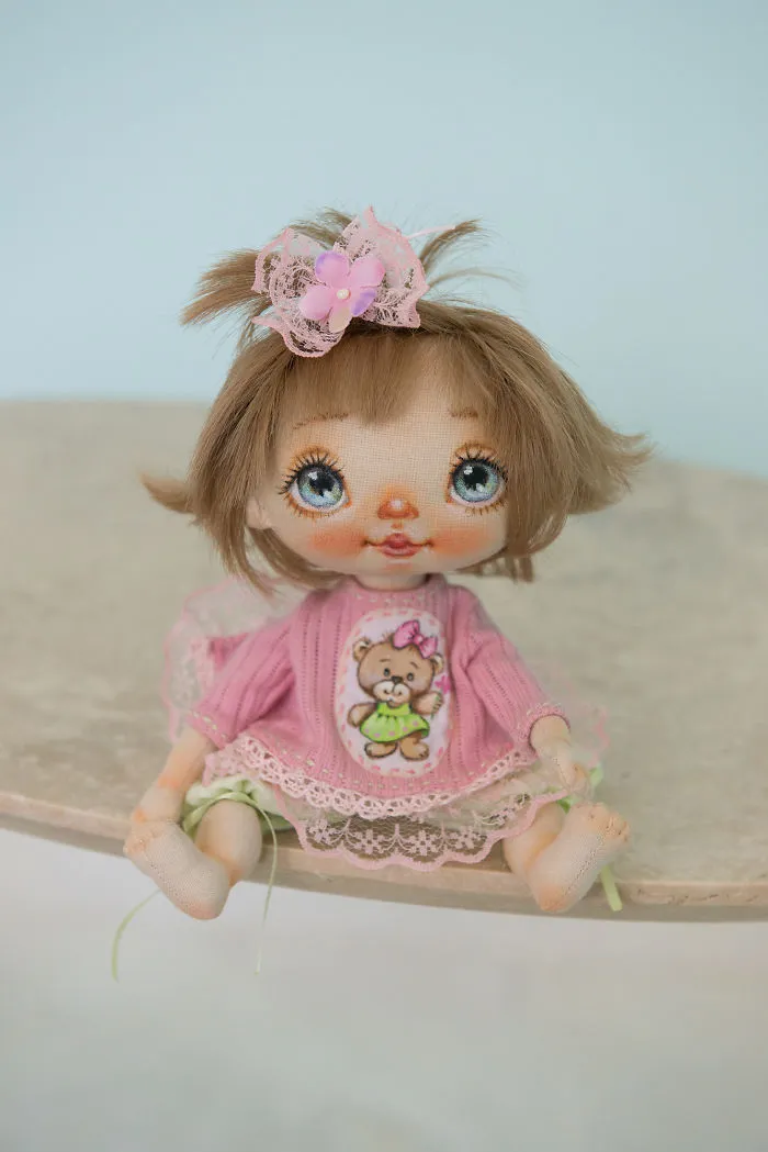 I Create One-Of-A-Kind Dolls By Sewing Them And Handpainting Their Faces (Part 2)