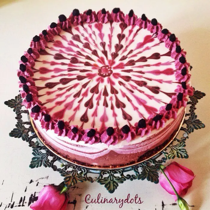 This German Confectioner Makes The Most Beautiful Raw Vegan Cakes Ever