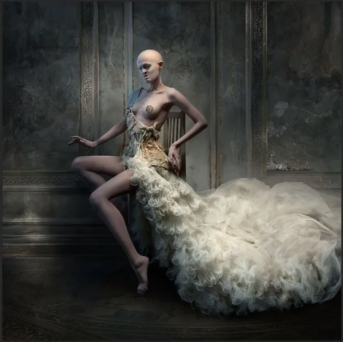 Meet Melanie Gaydos, 28-Year-Old Model With A Rare Genetic Disorder Who Broke All Fashion Stereotypes