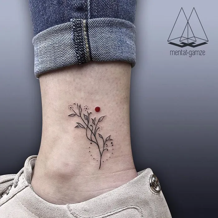 The Red Dot: I Quit My Boring Job To Become A Tattoo Artist, And Here's The Result