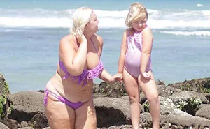 Daughter Calls Her Mom “Fat”, And Mother's Viral Response Sparks Heated Discussions