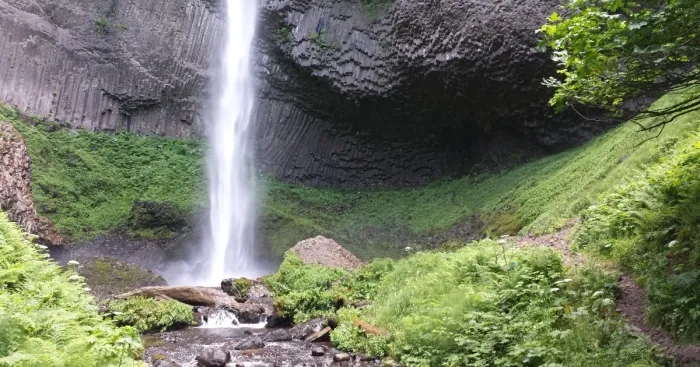 Views Of The Gorgeous Columbia River Gorge