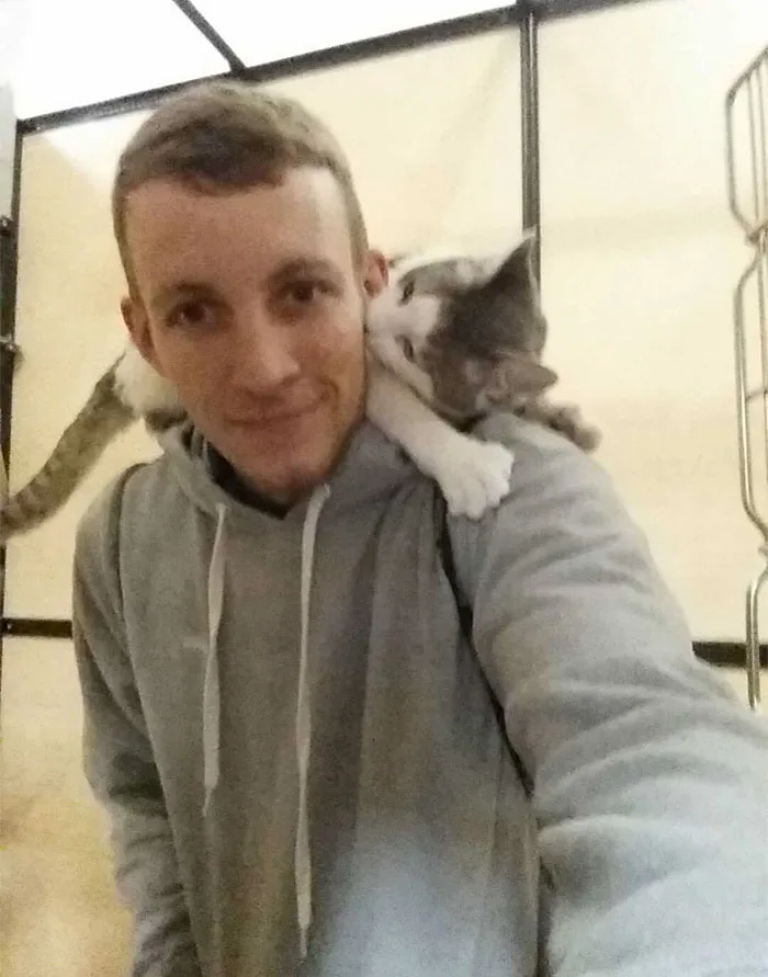 The Moment I Knew I Had To Get Him. Meet Slade The Cat. He's Weird But I Love Him