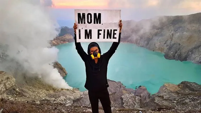 Guy Quits Job To Travel The World While Assuring His Mom He's Fine, A Year Later He's Still Doing It!