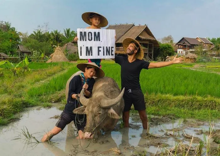 Guy Quits Job To Travel The World While Assuring His Mom He's Fine, A Year Later He's Still Doing It!