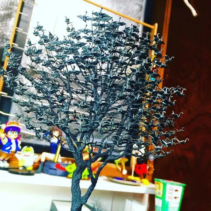 1000s Of Miniature Origami Cranes Turned Into Incredible Bonsai Trees By Naoki Onogawa