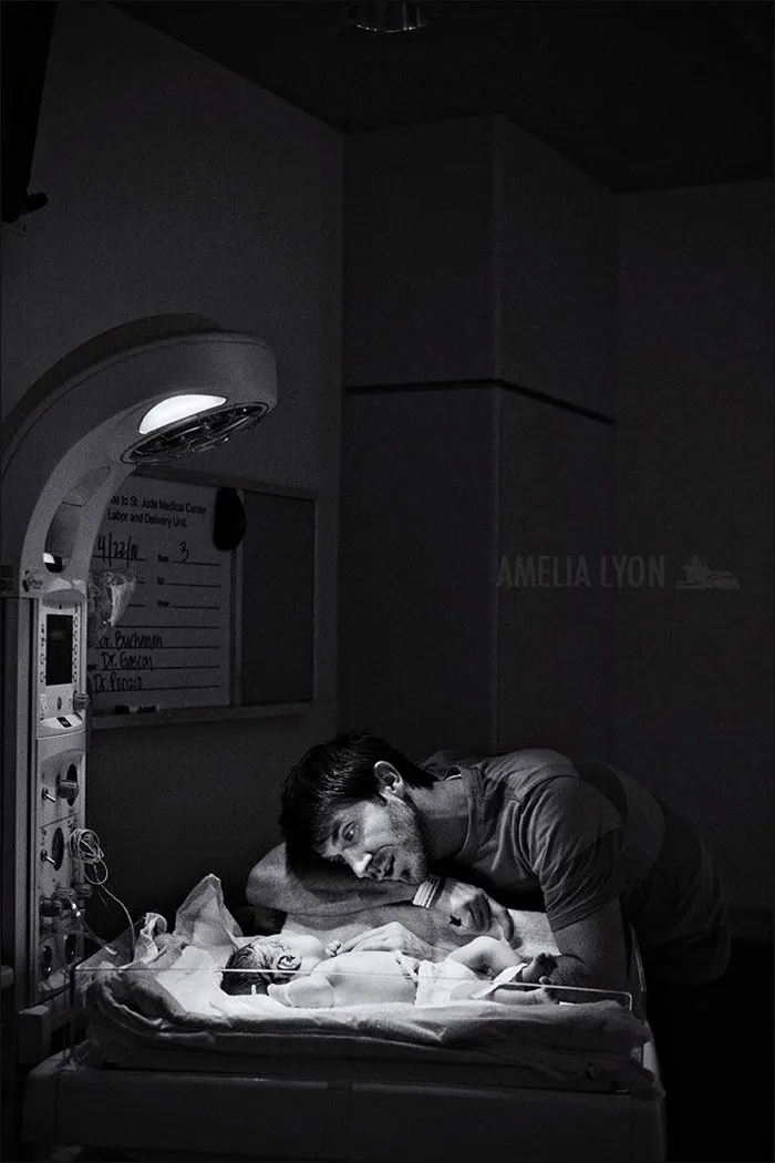 100 Powerful Photos Of Dads In The Delivery Room To Celebrate Father's Day