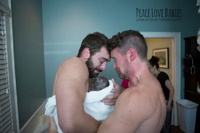 100 Powerful Photos Of Dads In The Delivery Room To Celebrate Father's Day
