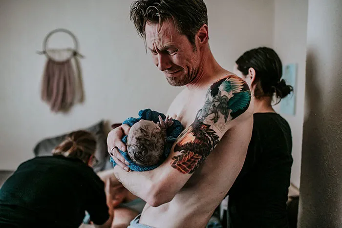 100 Powerful Photos Of Dads In The Delivery Room To Celebrate Father's Day