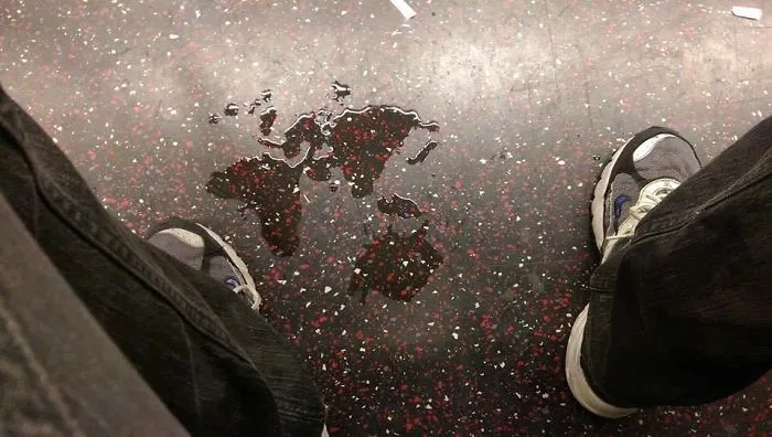 My Friend Accidentally Drew Half Of The World With His Umbrella