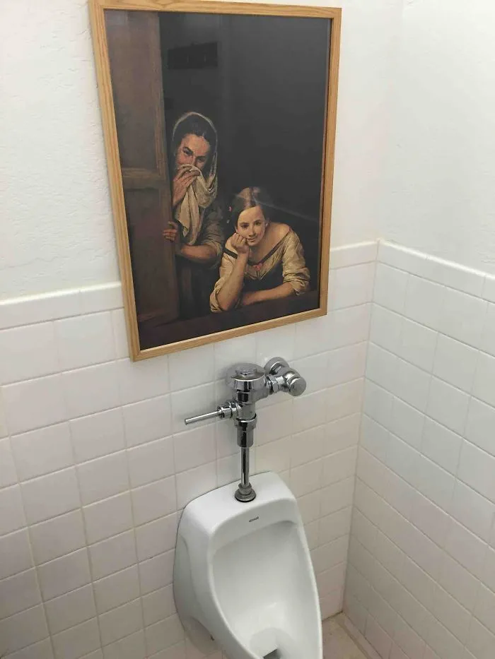 El cuarto de baño de mi oficina