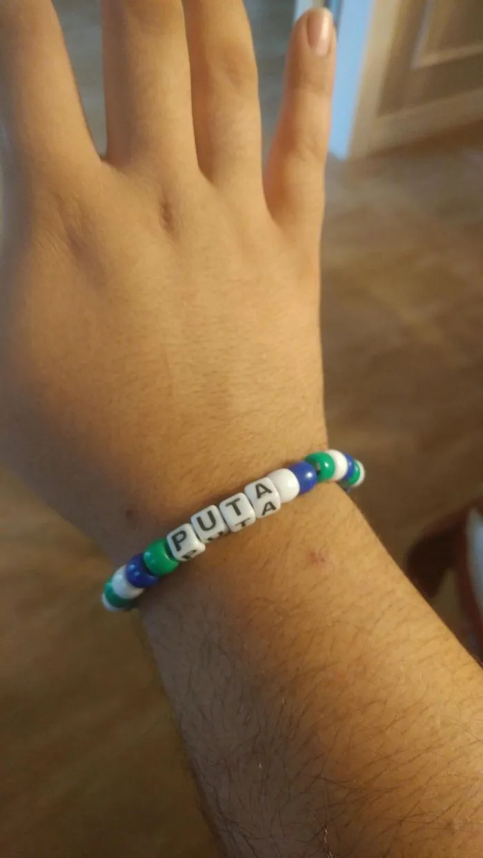 Mi hermanita me ha regalado esto...