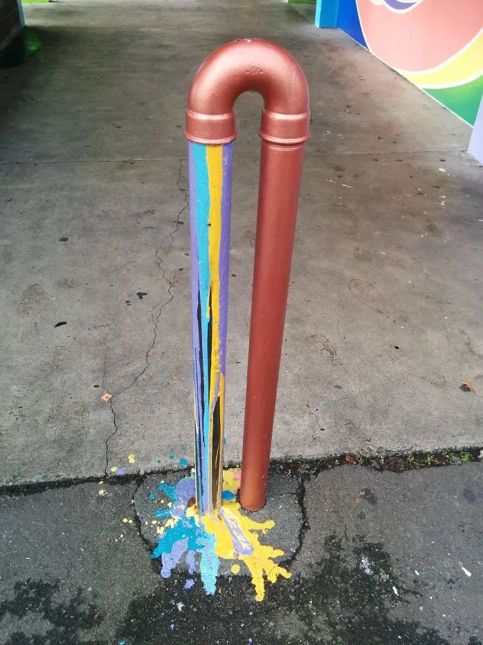 Pintura creativa en barras