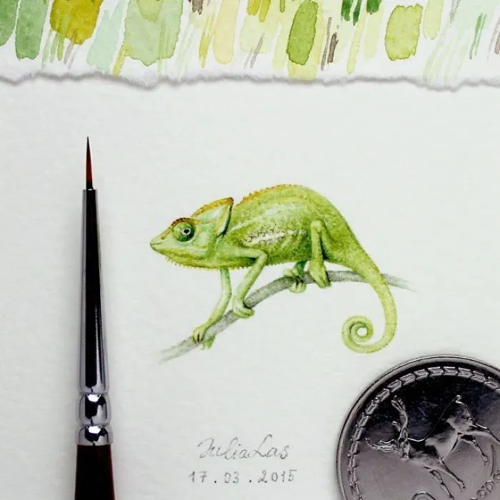 Empecé a hacer pinturas en miniatura porque no tenía tiempo para hacerlas más grandes, y ahora son mi pasión