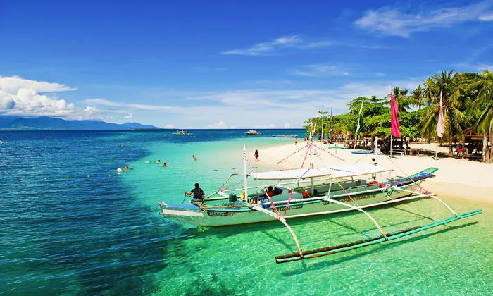 10 Affordable And Fun Places To Go If You're Young, Broke And Want To Travel The World