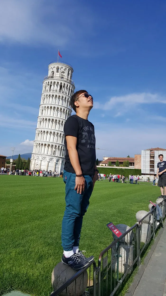 Quien dijera que es aburrido posar con la torre inclinada de Pisa no ha visto estas divertidas fotos
