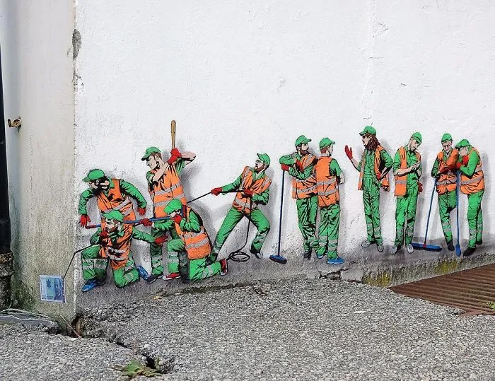 Secret Life Of Tiny Workers Revealed By This Belgium Street Artist