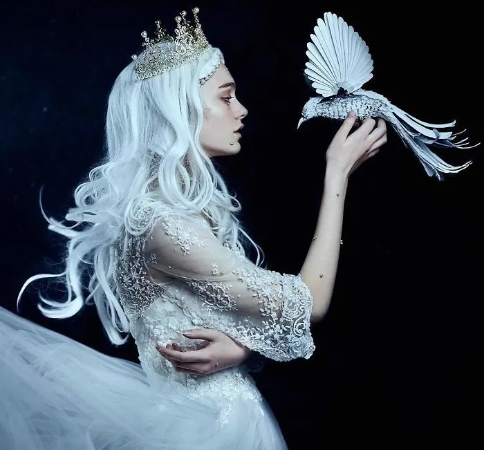 This Photographer Photographs Women Like No One Else, And The Result Is Straight From A Fairy Tale 