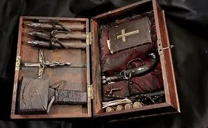 Real Vampire Hunter Kits From The 1800s
