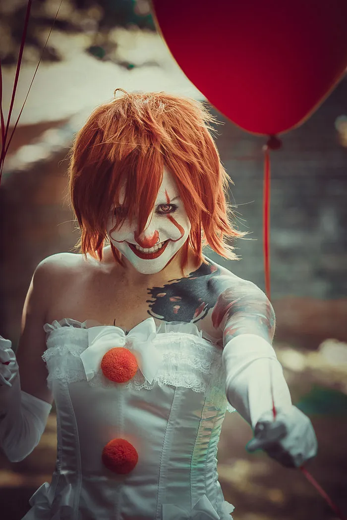 I Transformed Into Pennywise From "It" And It Was Just Awesome As Was Creepy