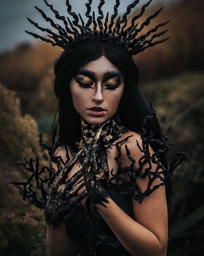 I'm A Self-Taught Artist Who Creates Wearable Art Pieces
