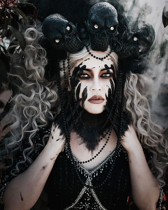 I'm A Self-Taught Artist Who Creates Wearable Art Pieces