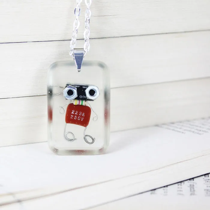 I Turned Electronic Waste Into Tiny And Biggie Robots (Part 3)