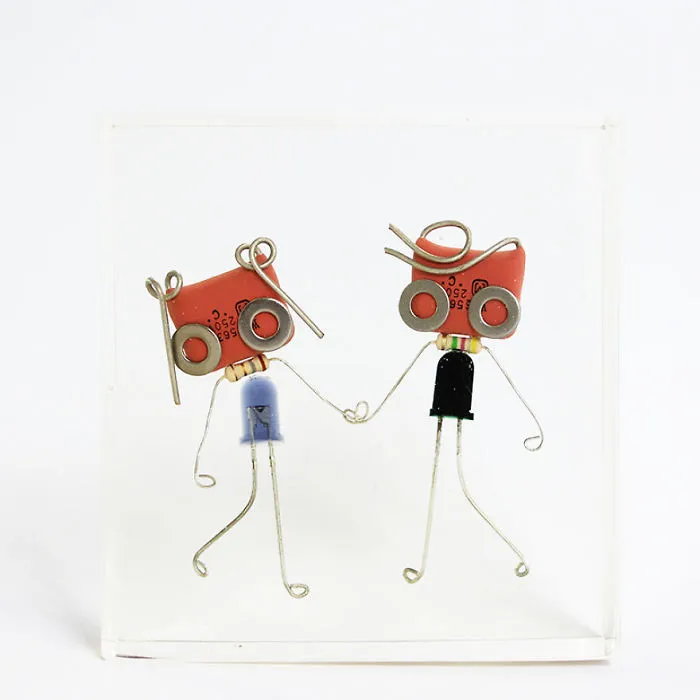 I Turned Electronic Waste Into Tiny And Biggie Robots (Part 3)