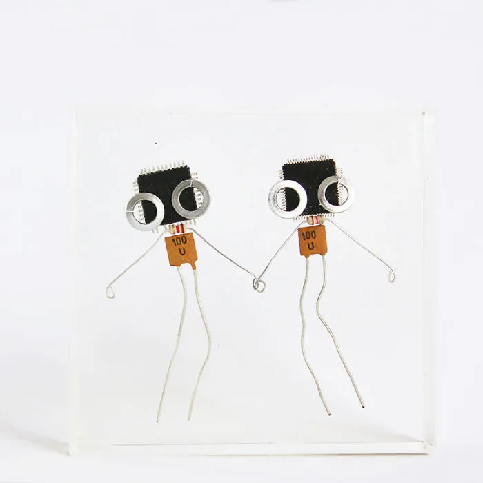 I Turned Electronic Waste Into Tiny And Biggie Robots (Part 3)