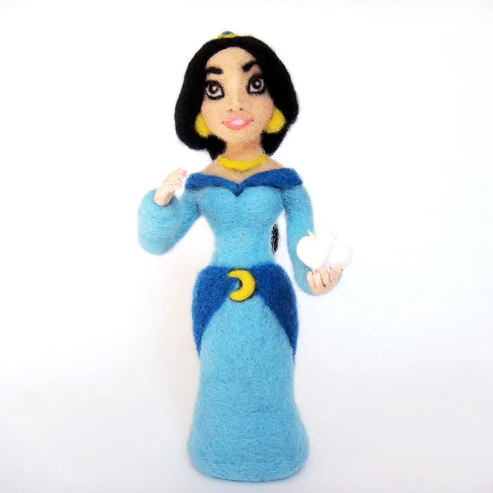 I Make Needle Felted Sculptures From Sheep Wool