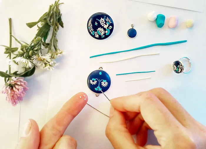 I Create Jewelry Miniatures
