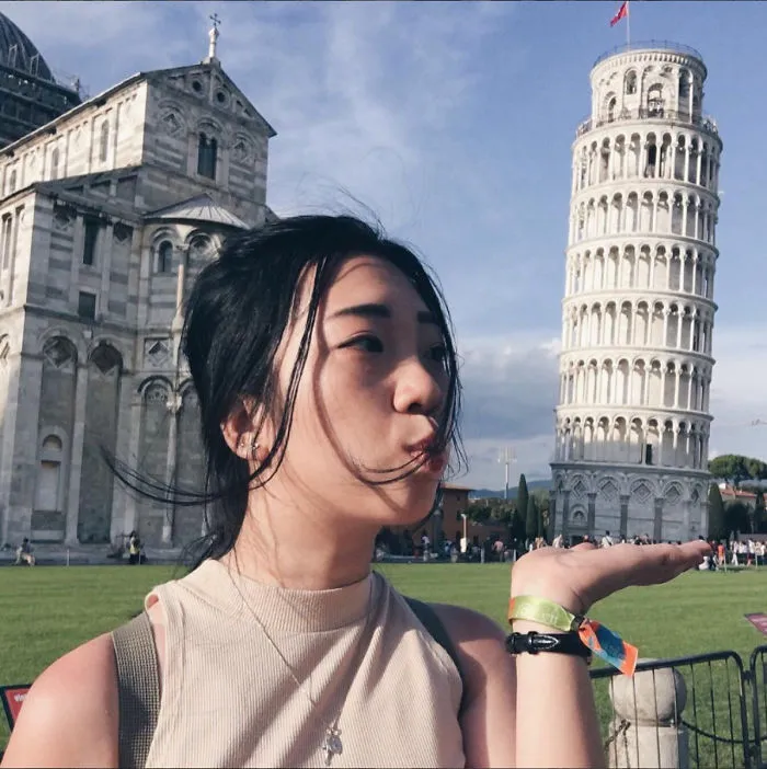 Quien dijera que es aburrido posar con la torre inclinada de Pisa no ha visto estas divertidas fotos