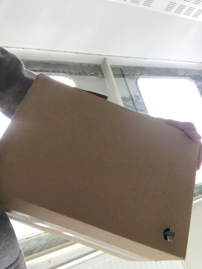 This Young Office Manager's Idea To Get Rid Of Plastic Rubble Is What Our Planet Needs.